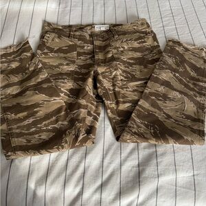 Nili Lotan 98% cotton Brown Camouflage skinny Pants Made in USA Sz 4 NWOT